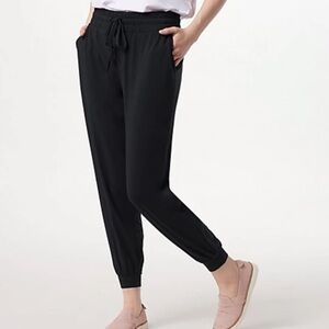 AnyBody Regular Cozy Knit Luxe Jogger Pant